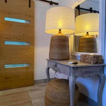 Hotel Le Neptune En Camargue
