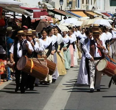 Le Neptune En Camargue 3*