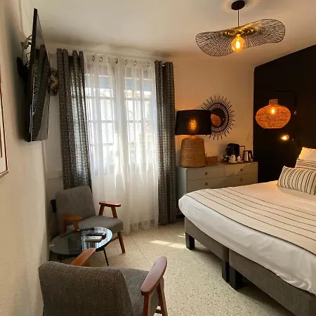 Le Neptune En Camargue Hotel
